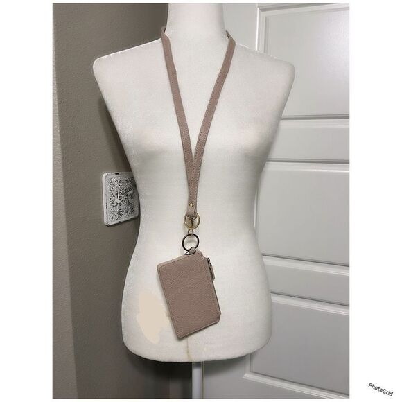 Julia Buxton Card Wallet w Lanyard - Picture 1 of 2